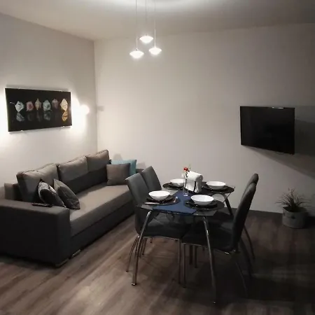 Nadmorski - Kompleks Pięć Mórz Z Basenem Apartament *