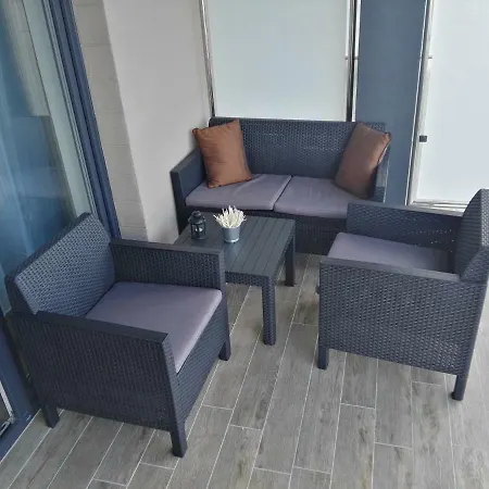 Nadmorski - Kompleks Pięć Mórz Z Basenem Sianożęty